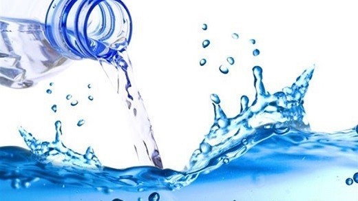 کاهش قیمت آب معدنی به 2600 تومان