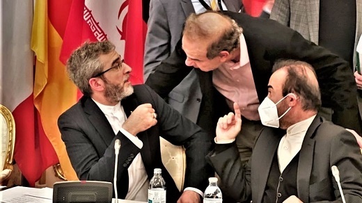 توافق در اتاق VAR!