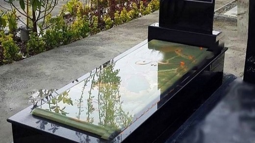 تعجب نكنيد؛ «سرقت سنگ قـبر»