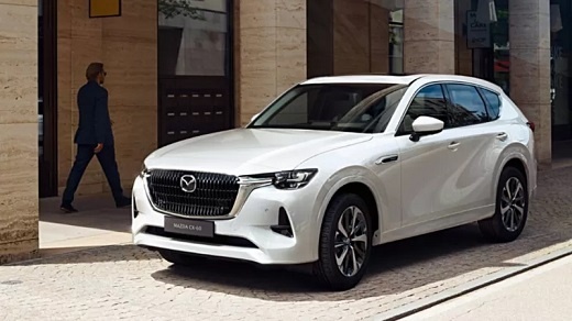 مزدا در برابر ب‌ام‌و