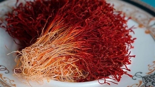 ماجرای رانت 700 میلیارد تومانی زعفران