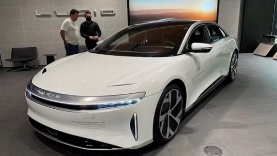 معامله عربستان با خودروسازی لوسید