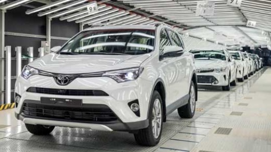 بجای واردات خودرو ، خودروساز بیاورید!