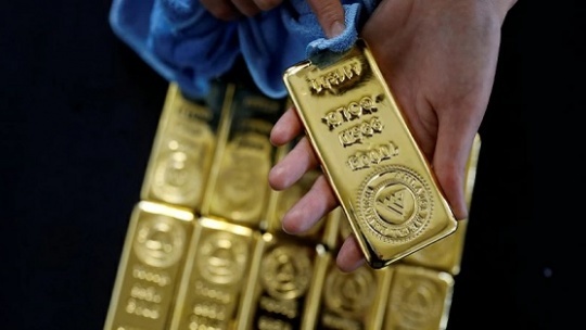 بهای طلا امروز جمعه در بازارهای جهانی