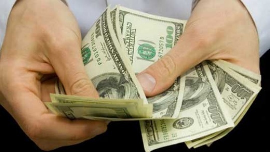 فروش ارز مسافرتی به برخی افراد ممنوع است