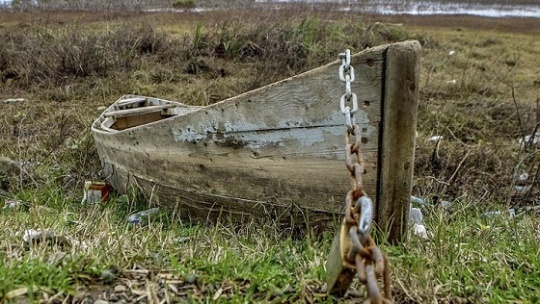 تالاب بی آب!