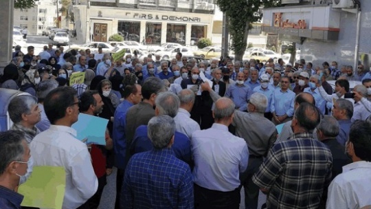 ماجرای تجمع امروز کسبه امین‌حضور