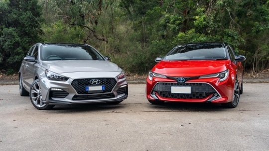 محصولات هیوندای و تویوتا در بازار جهانی چه قیمتی دارند؟