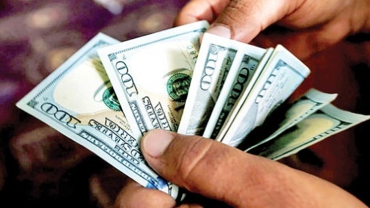 سرگردانی دلار میان کانال 30 و 31 هزار تومان