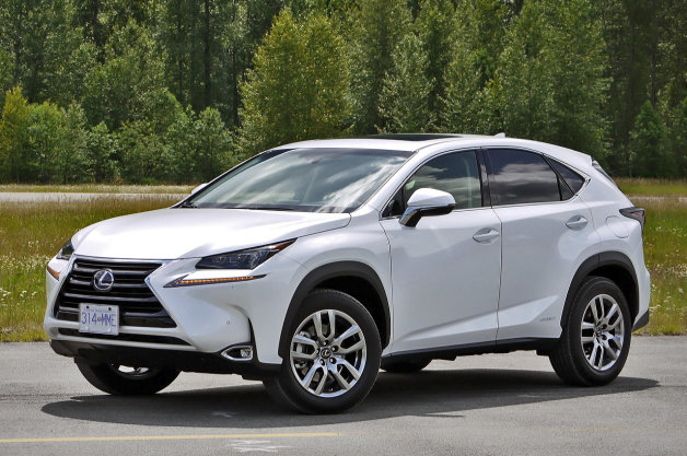 تماشا کنید : لکسوس NX مدل 2015