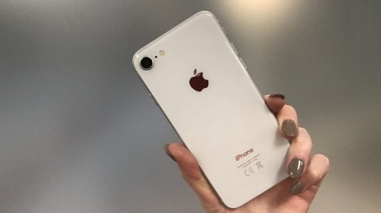 قیمت جدید گوشی های آیفون در بازار 1401/04/12