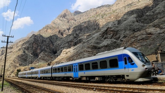 تهران - اصفهان در 1 ساعت