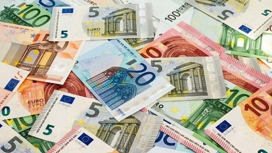 افزایش نرخ بهره و تقویت یورو