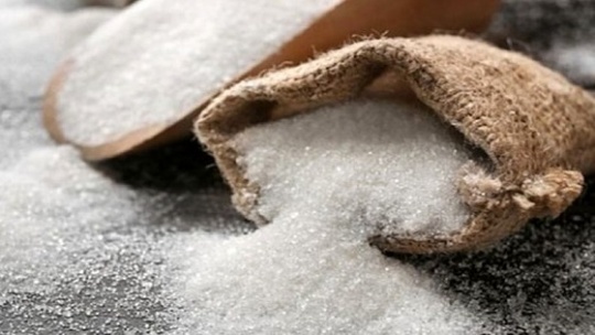عرضه شکر در بازار پایین‌تر از نرخ مصوب