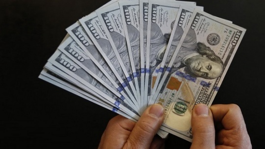 آغاز معاملات توافقی دلار با نرخ 29 هزار تومان