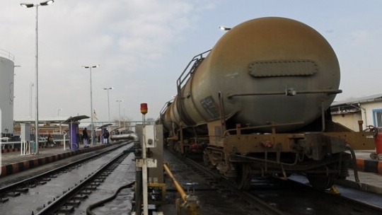 بنزین صادراتی ارزان تر از بنزین داخلی!