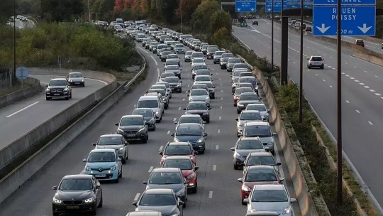 پرازدحام‌ترین و خلوت‌ترین مناطق اروپا به لحاظ شمار خودروها