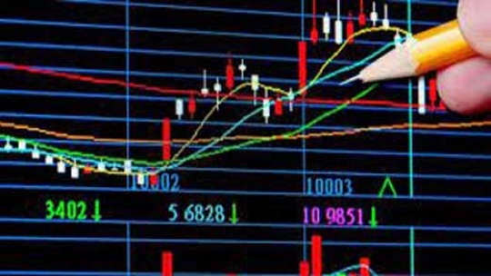 خروج پول حقیقی از بورس 47 درصد کاهش یافت