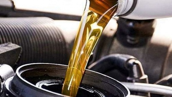 تشرح دلایل کمبود روغن موتور در بازار
