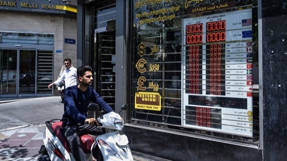 سرگیجه قیمت دلار در بازار