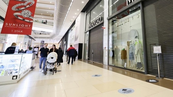 کوچک شدن اقتصاد روسیه به خاطر تحریم‌ها 