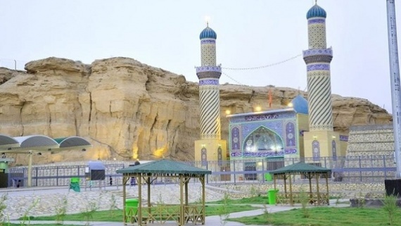 ریزش هولناک دیوار زیارتگاه «چشمه امام علی»