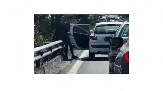 تحلیل متفاوت روزنامه جمهوری اسلامی از زورگیری اتوبان نیایش