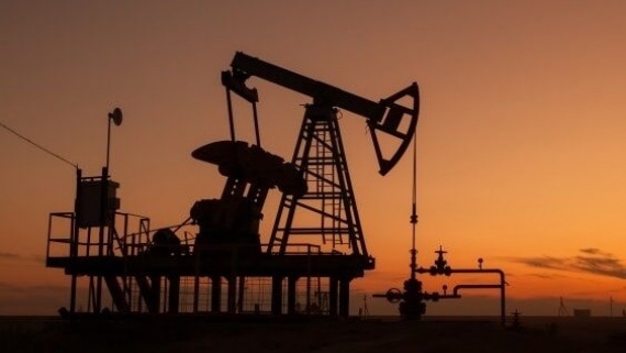 بهای نفت در بازارهای جهانی