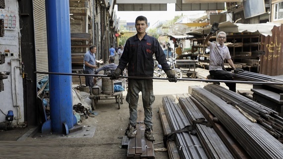 بررسی وضعیت بازار آهن