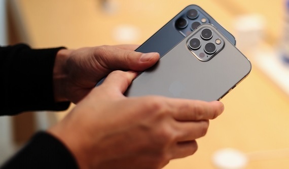 قیمت جدید گوشی های آیفون در بازار 1401/06/13