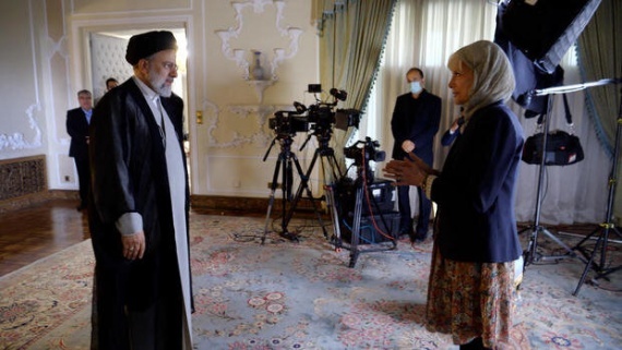پوشش مجری شبکه آمریکایی در گفتوگو با ابراهیم رئیسی