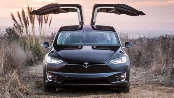 فراخوان تسلا به بیش از 1 میلیون خودرو