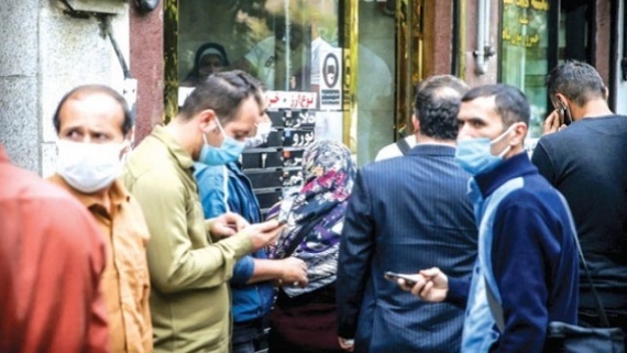 مقایسه قیمت دلار در 6 ماه اول امسال با 6 ماه اول سال گذشته