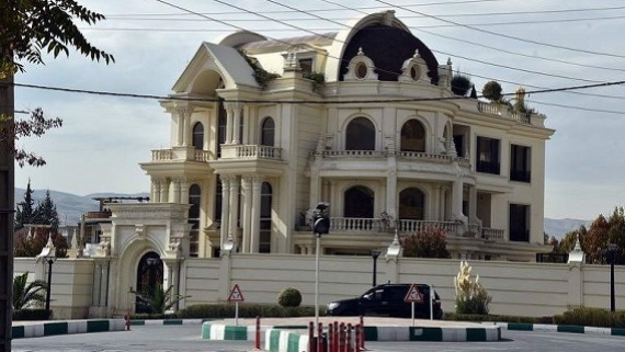 خانه علی کریمی در لواسان پلمب شد