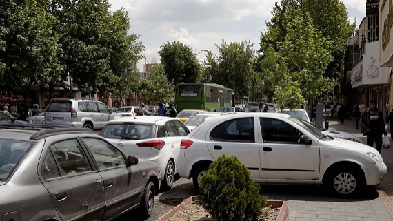 فروش جای پارک خودرو با درآمد میلیونی