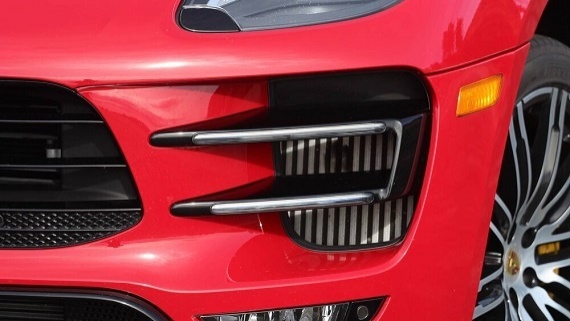 پورشه‌های 4 سیلندر، 6 سیلندر اعلام شده بود