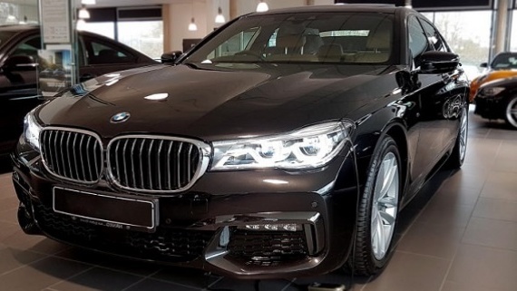 فروش نقدی محصولات بی ام و در ایران آغاز شد - مهر 1401