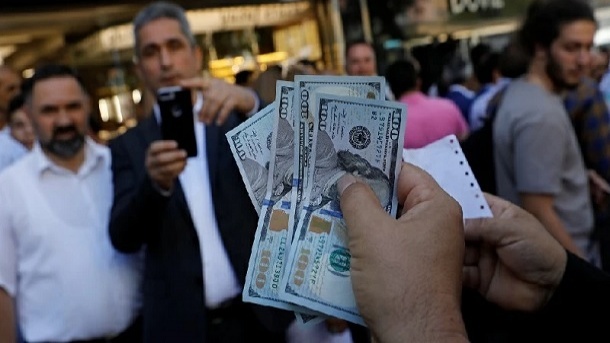 راهنمای خرید دلار سهمیه ای با کارت ملی برای هر ایرانی