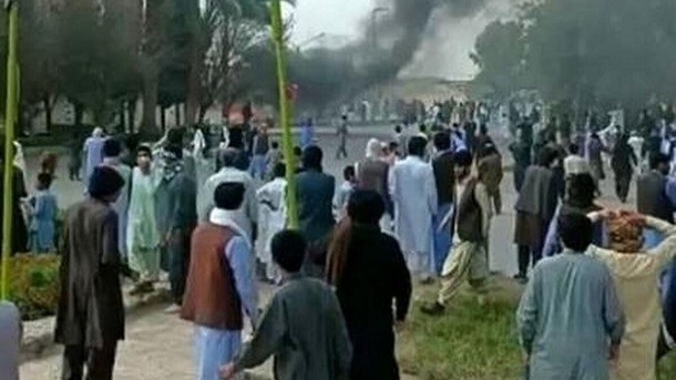 نقدی بر گزارش فرماندار خاش به مردم از اتفاقات روز جمعه