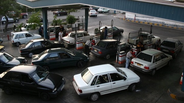 مصرف بنزین کشور ترمز کشید