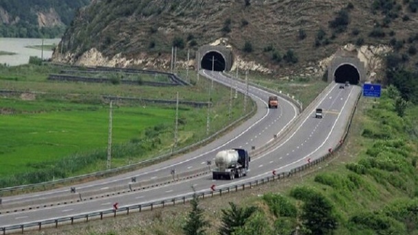 مسیر اصفهان-شیراز 130 کیلومتر کوتاه خواهد شد