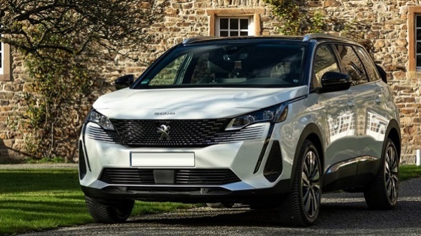 دلیل ممنوعیت ورود خودروهای فرانسوی به ایران