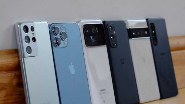 معرفی پرفروش‌ترین مدل های گوشی موبایل در آبان 1401 