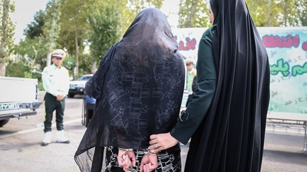 محاکمه زن معتاد به اتهـام قتل پسر معلول