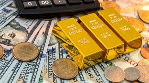بهای طلا امروز جمعه در بازارهای جهانی