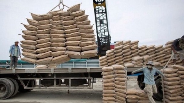 قیمت سیمان به پاکتی 70 تا 80 هزار تومان رسید