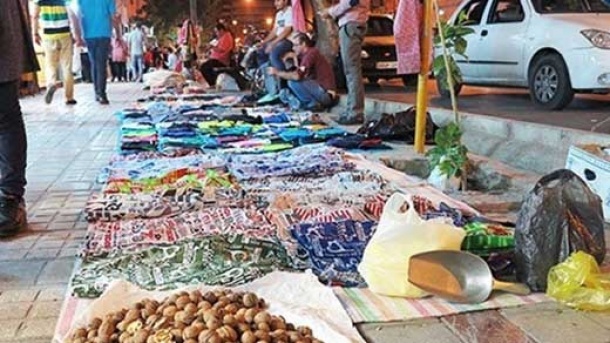 دست فروشان غرفه رایگان می گیرند