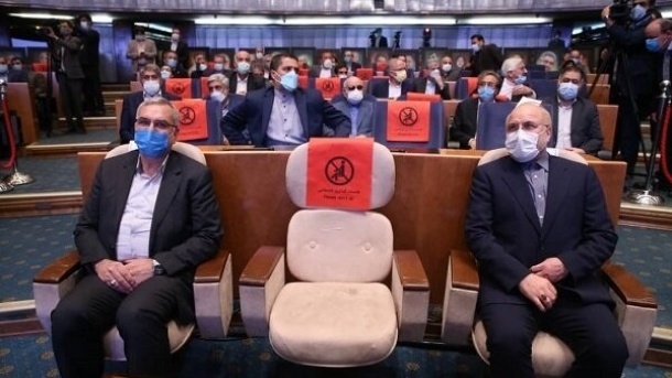 استیضاح وزیر بهداشت با ۶۰ امضا کلید خورد