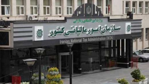 مالیات کارمندان 9 میلیون تومان اما پزشکان 2 میلیون تومان؟!