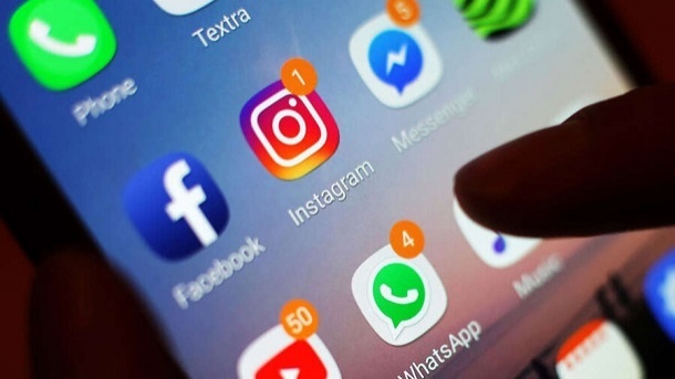 نماینده مجلس: اینستاگرام و واتس‌اپ شرایط ایران را قبول کرده‌اند